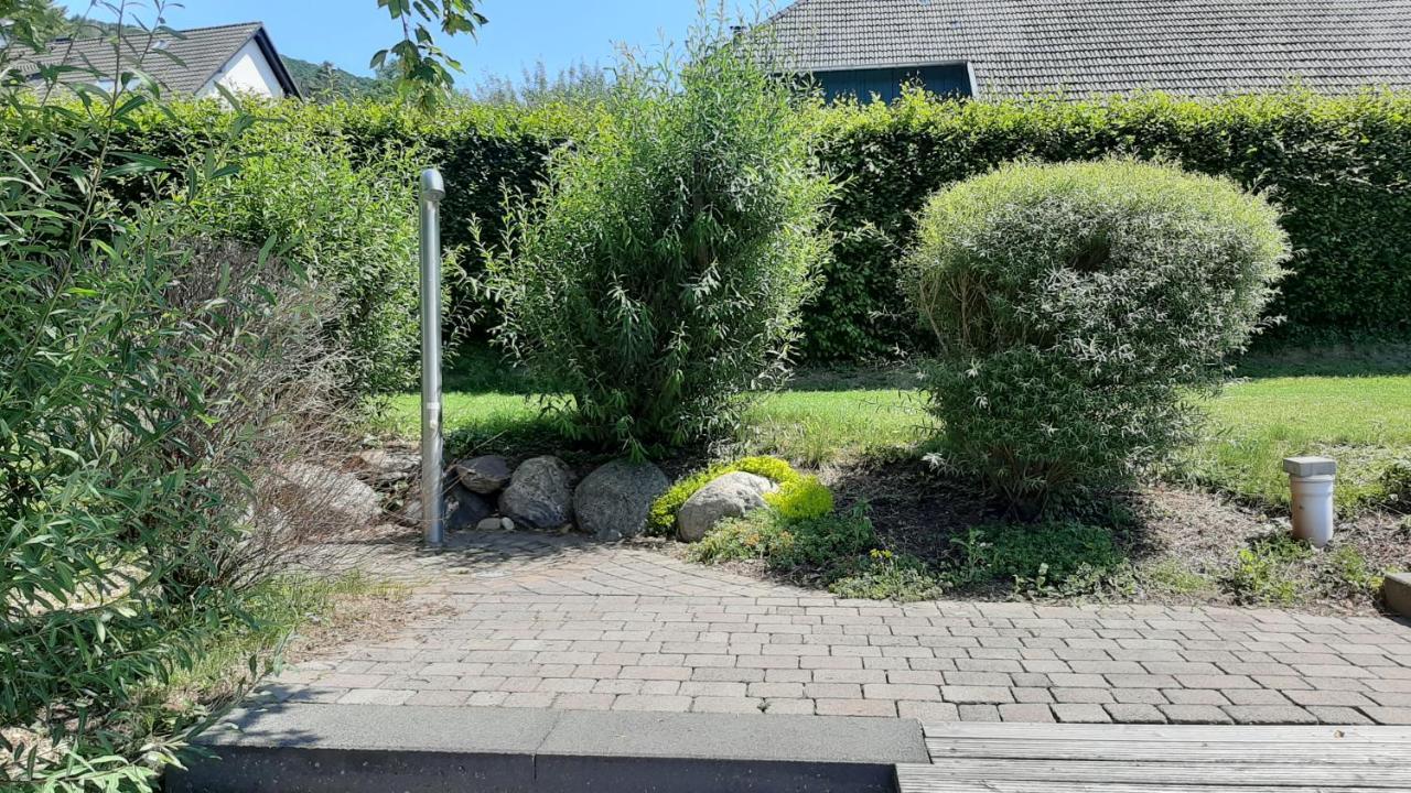 Ferienwohnungen Rurseeblick Einruhr Exterior foto